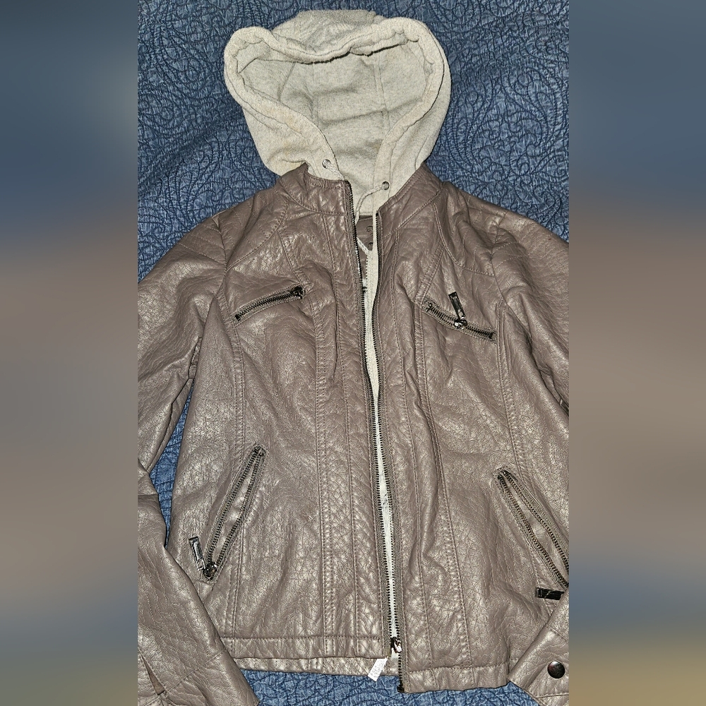 Girls Youth S jacket With Removable Hood